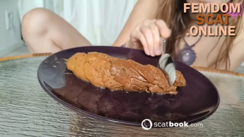 HUGE log feeding POV exclusive fine gourmet brunch [shit scat poop shitting]