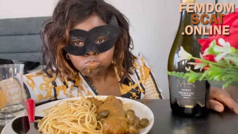 Smutty Luce – Struggling while I have a Shit Dinner