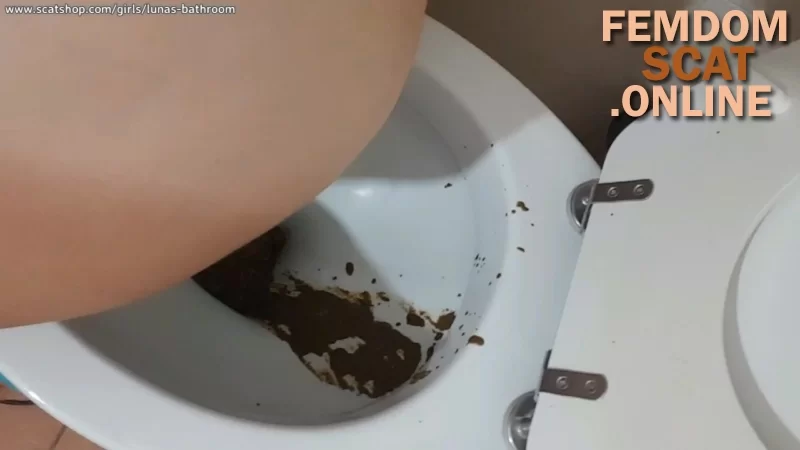 Luna – Double Diarrhea Explosion