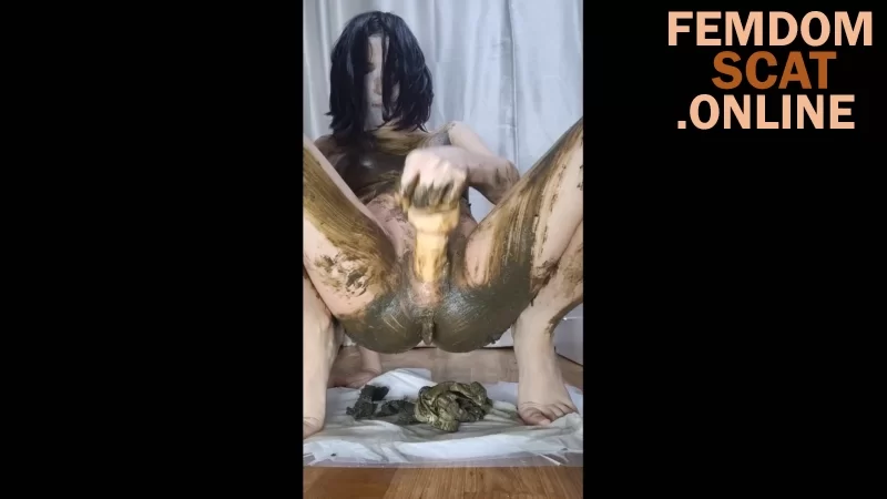 poogirla – sex toy, dirty body, beautiful panties