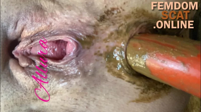 Allura – Poopy Double Penetrated Masturbation