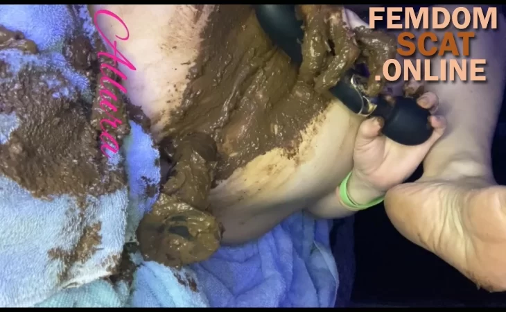 Allura – Masturbate anal scat in my bed CLIP
