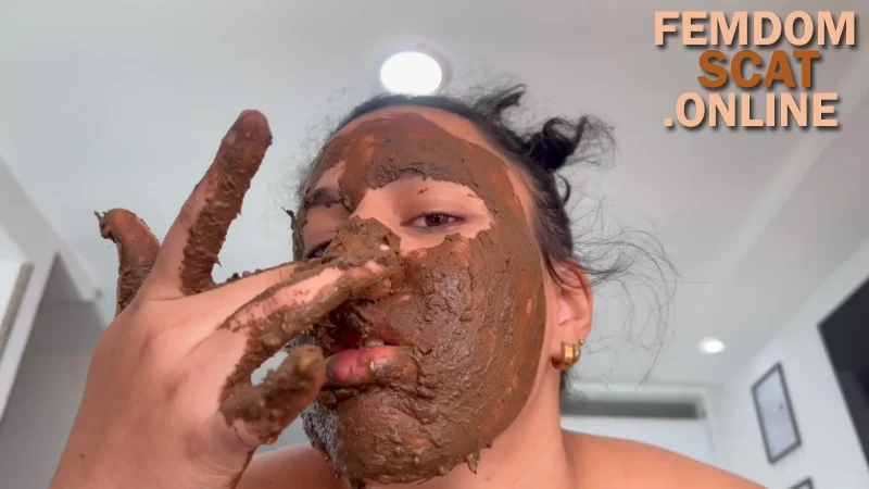 ColombianBigAss – 1080P stepsis likes to tease me putting a lot of shit inside her nose