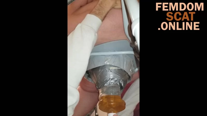 SSBBW Queen Siya – Barmaid Uses Immersion Blender for Shit and Piss