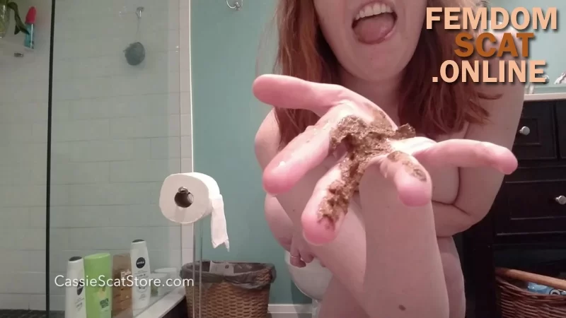 CassieScat – SocialDistancing- Cassie is her OWN Toilet Slave