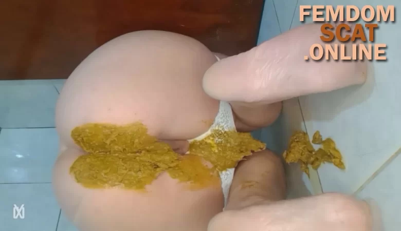 Miamartins – Disgusting pantypop in white panties