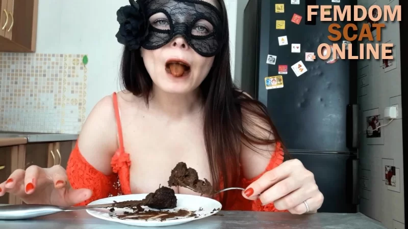 Lina's Unstoppable Scat Swallowing clip